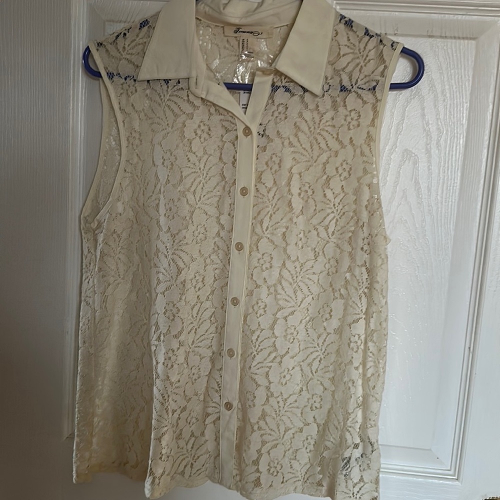 Forever 21 Floral Sheer Button Tank Top